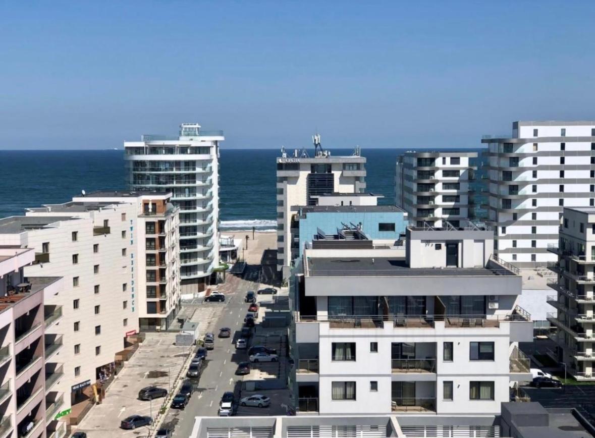 Studio303 By Allegio: Mamaia'S Seaside Luxury Near Finest Clubs & Beaches Bagian luar foto